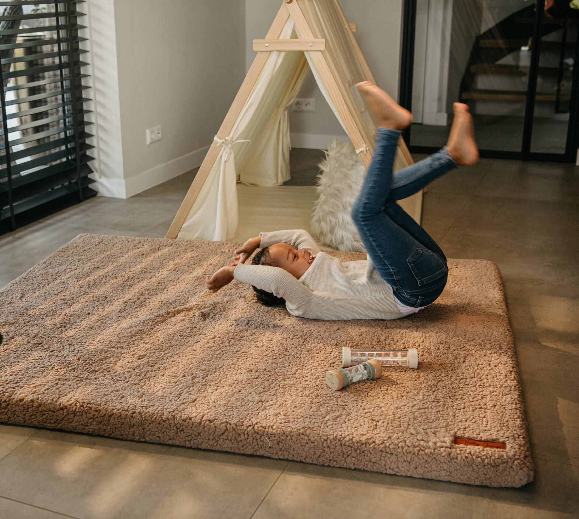 speelkleed dik, speelkleed groot, speelkleed zacht, speelkleed teddy, speelkleed peuter, Lily, eeveve, Little Dutch, speelmat, boxkleed